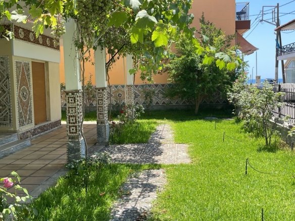 SP 09 Detached house Nea Plagiajpg 1 Sirun Property